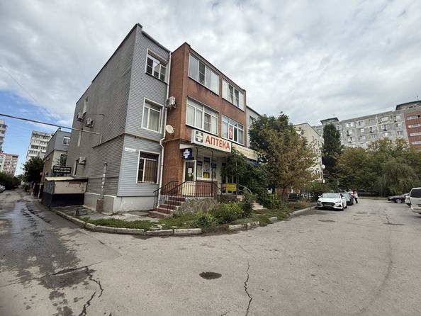 
  Продается 4-комн. квартира, 99 м², Жмайлова ул, д. 27
. Фото 19.