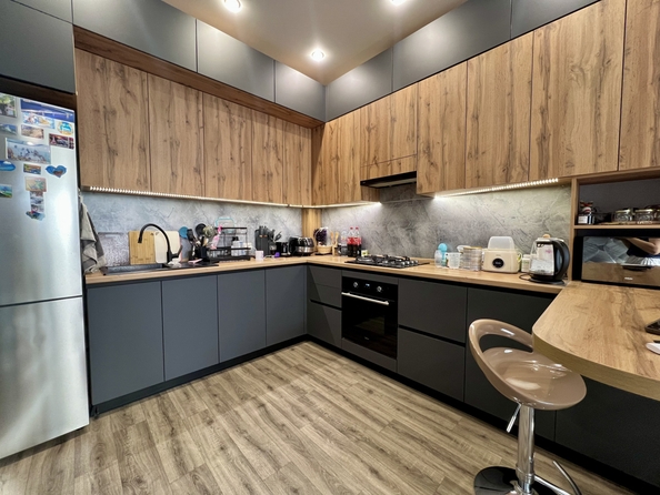 
  Продается 2-комн. квартира, 59.5 м², Строителей ул, д. 9
. Фото 1.