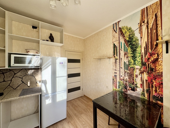 
  Продается 1-комн. квартира, 29.8 м², Советская ул, д. 16
. Фото 4.