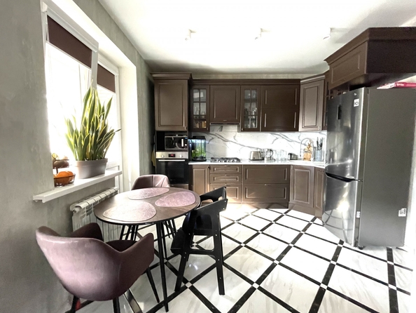 
  Продается 1-комн. квартира, 42 м², Матросова ул, д. 35
. Фото 2.