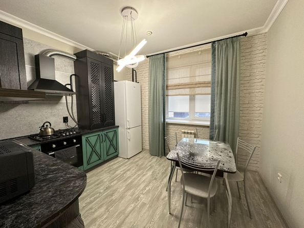 
  Продается 3-комн. квартира, 75.5 м², Фрунзе ул, д. 1/10
. Фото 2.