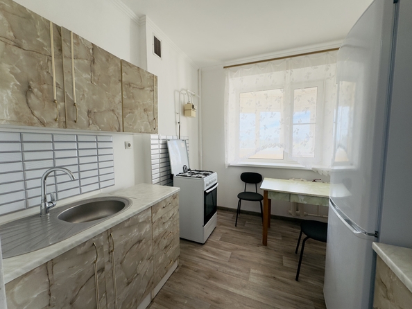 
  Продается 1-комн. квартира, 39 м², 40-летия Победы пр-кт, д. 95/8
. Фото 6.