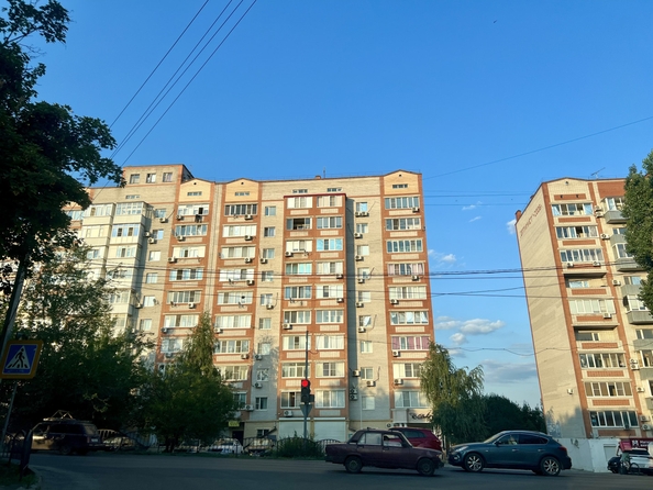 
  Продается 2-комн. квартира, 64 м², Вартанова ул, д. 31
. Фото 9.