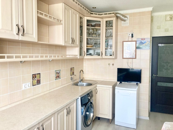 
  Продается 2-комн. квартира, 56 м², Стабильная ул, д. 9
. Фото 12.