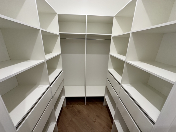 
  Продается 4-комн. квартира, 130 м², Островского пер, д. 92
. Фото 16.