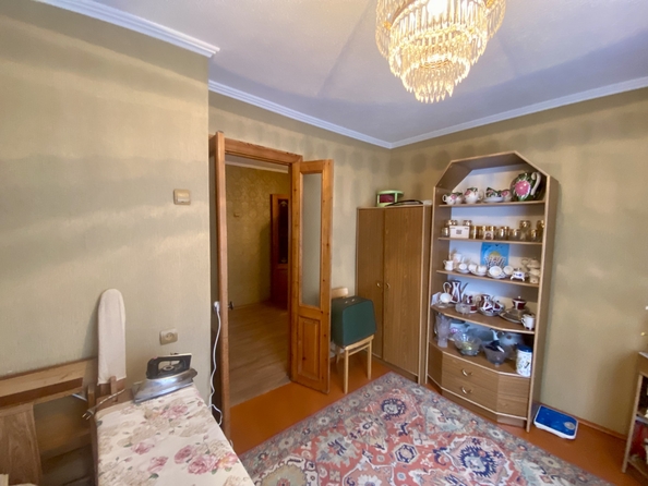 
  Продается 3-комн. квартира, 70 м², 40-летия Победы пр-кт, д. 37
. Фото 8.