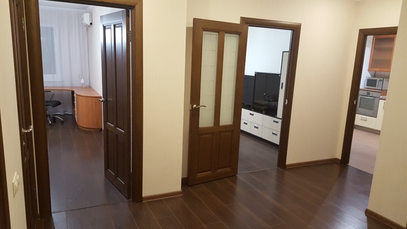
  Продается 3-комн. квартира, 90 м², Малиновского ул, д. 66
. Фото 1.