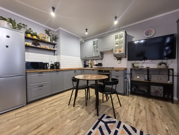 
  Продается 3-комн. квартира, 64 м², Подвойского ул, д. 68
. Фото 2.