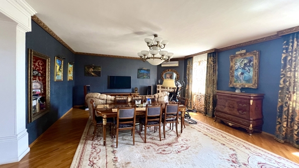 
  Продается 4-комн. квартира, 295.4 м², Магнитогорская ул, д. 134Д
. Фото 4.