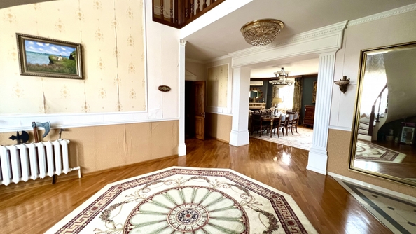 
  Продается 4-комн. квартира, 295.4 м², Магнитогорская ул, д. 134Д
. Фото 9.