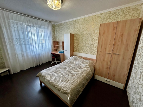 
  Продается 2-комн. квартира, 60.9 м², Закруткина ул, д. 61
. Фото 4.