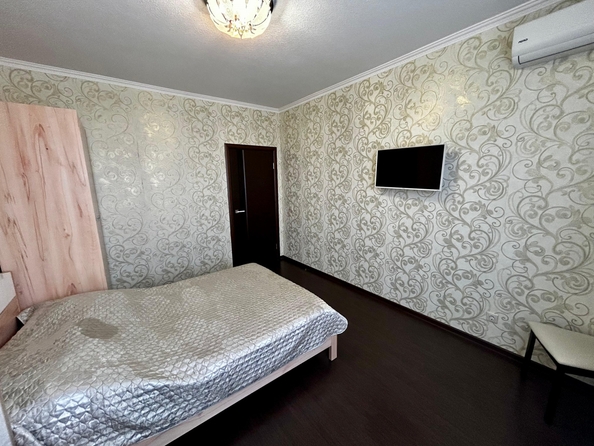 
  Продается 2-комн. квартира, 60.9 м², Закруткина ул, д. 61
. Фото 5.