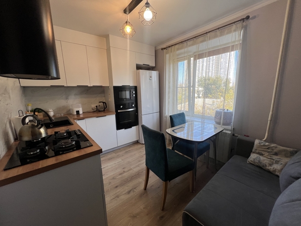 
  Продается 2-комн. квартира, 60 м², Павленко ул, д. 38
. Фото 4.