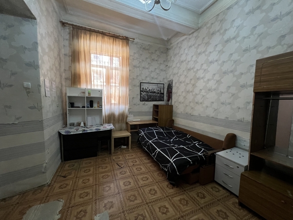 
  Продается 1-комн. квартира, 55 м², Баумана ул, д. 13
. Фото 7.