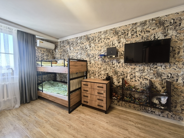 
  Продается 3-комн. квартира, 83.6 м², Закруткина ул
. Фото 12.