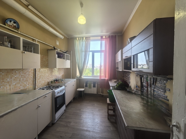 
  Продается 4-комн. квартира, 100 м², Большая Садовая ул, д. 60
. Фото 3.