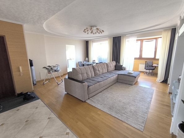 
  Продается 3-комн. квартира, 80 м², Таганрогская ул, д. 126
. Фото 1.