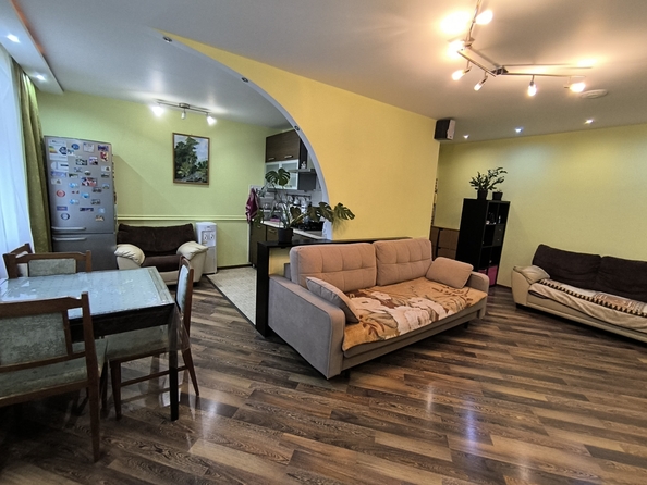 
  Продается 3-комн. квартира, 66.7 м², Таганрогская ул, д. 122
. Фото 3.