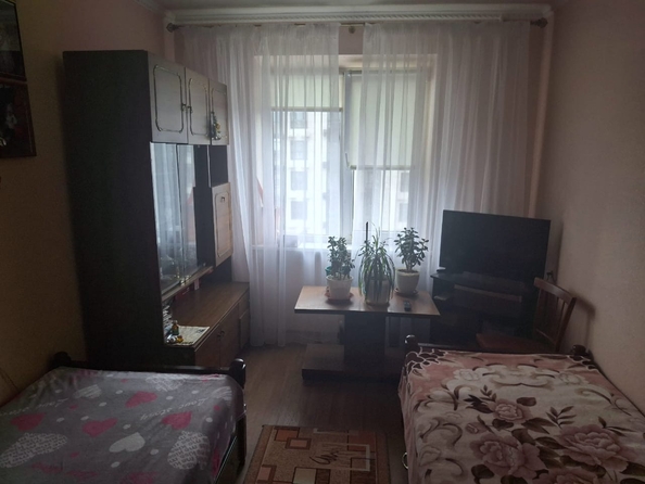 
  Продается 2-комн. квартира, 54.3 м², Мильчакова ул, д. 3
. Фото 6.