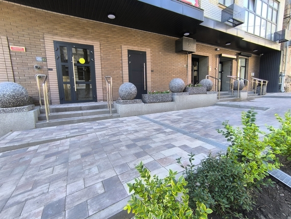 
  Продается 3-комн. квартира, 98.38 м², 28-я линия ул, д. 8
. Фото 17.