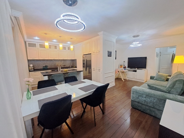 
  Продается 4-комн. квартира, 115 м², 40-летия Победы пр-кт, д. 85
. Фото 1.