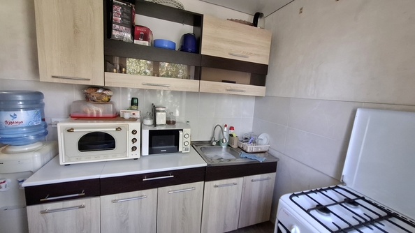 
  Продается 3-комн. квартира, 52 м², Абаканская ул, д. 20
. Фото 8.