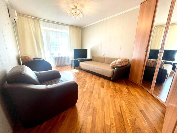 
  Продается 1-комн. квартира, 37.4 м², Извилистая ул, д. 8
. Фото 10.