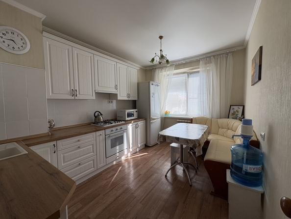 
  Продается 3-комн. квартира, 62 м², Таганрогская ул, д. 124
. Фото 3.