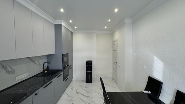 
  Продается 3-комн. квартира, 71.25 м², 45-я линия ул, д. 58
. Фото 2.