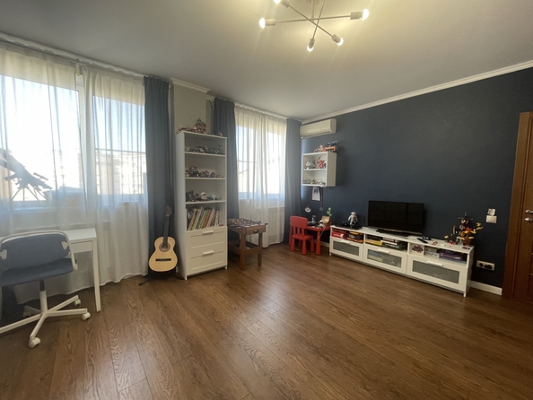 
  Продается 2-комн. квартира, 65 м², 2-я Володарского ул, д. 166/6
. Фото 19.