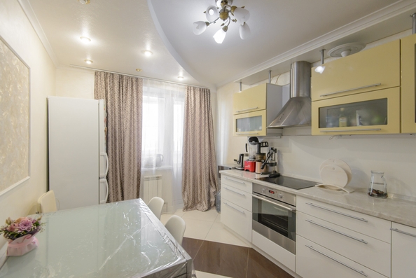 
  Продается 2-комн. квартира, 76 м², 40-летия Победы пр-кт, д. 85
. Фото 6.