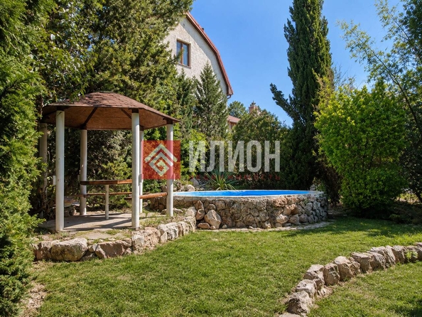 
  Продается коттедж 230 м². Фото 1.