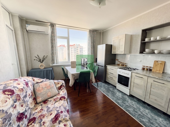 
  Продается 2-комн. квартира 83 м². Фото 2.