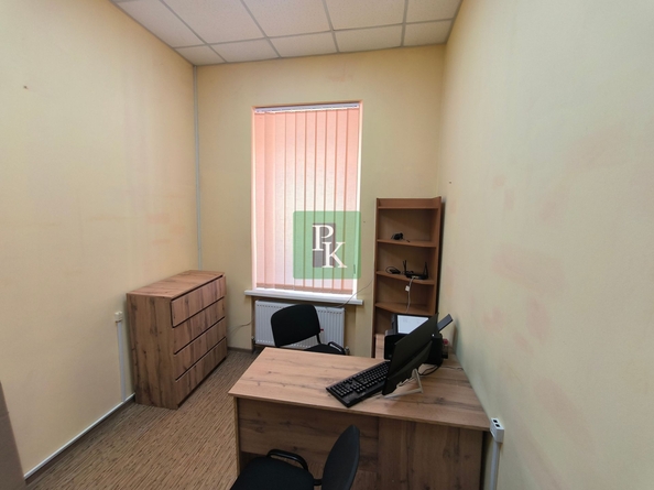 
  Сдается офис 12.5 м². Фото 1.