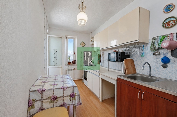 
  Продается 3-комн. квартира 77.3 м². Фото 2.