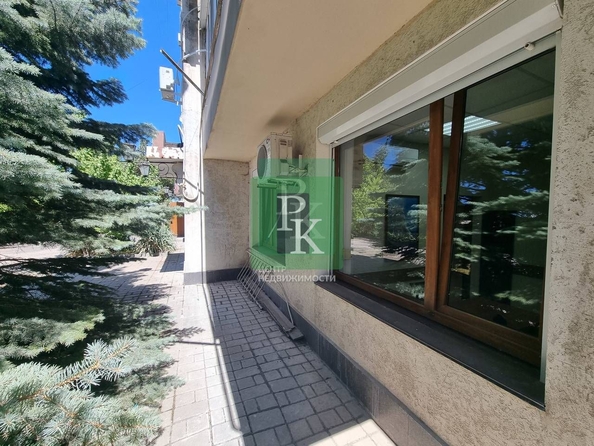 
  Сдается офис 201.5 м². Фото 2.