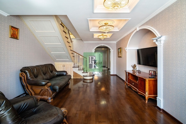 
  Продается 4-комн. квартира 170.5 м². Фото 9.