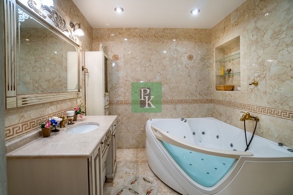 
  Продается 4-комн. квартира 170.5 м². Фото 28.