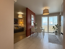 Продается 1-комнатная квартира Кирова ул, 63 м², 15900000 рублей