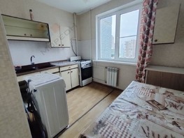 Продается 3-комнатная квартира Чекистов пр-кт, 69.4  м², 7750000 рублей