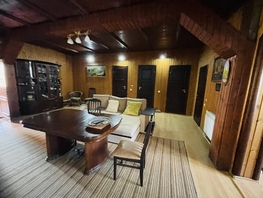 Продается Дом Цветочная ул, 320  м², участок 10 сот., 20000000 рублей