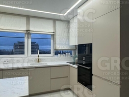 Продается 3-комнатная квартира Островского ул, 100  м², 55000000 рублей