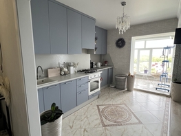 Продается 2-комнатная квартира Социалистическая ул, 76 м², 10150000 рублей
