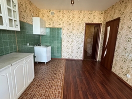 Продается 2-комнатная квартира 50 лет ВЛКСМ ул, 62.2 м², 5900000 рублей