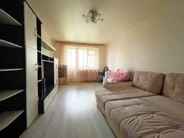 Продается 2-комнатная квартира Октябрьской Революции пр-кт, 67.9 м², 6470000 рублей