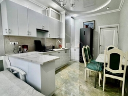 Продается 1-комнатная квартира Луначарского ул, 50  м², 12800000 рублей