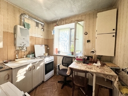 Продается 2-комнатная квартира 40-летия Победы пр-кт, 47 м², 3750000 рублей