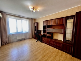 Продается 2-комнатная квартира Коммунистическая ул, 61 м², 6000000 рублей