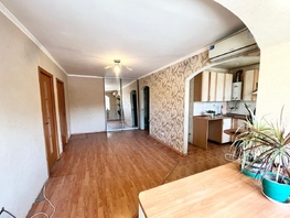 Продается 3-комнатная квартира Совхозная ул, 46 м², 3800000 рублей