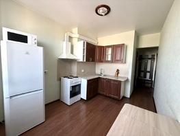 Продается 1-комнатная квартира Платова б-р, 38 м², 4500000 рублей